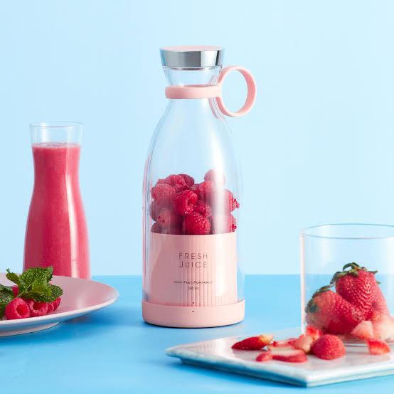 Portable Rechargeable Mini Juicer Blender