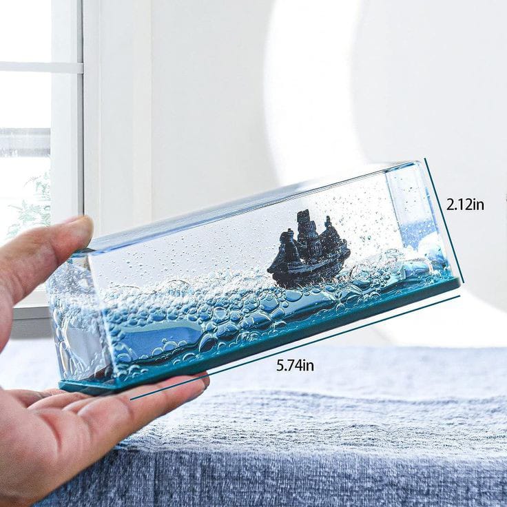 Unsinkable Table Cruise Ships (Titanic - Black Pirate)