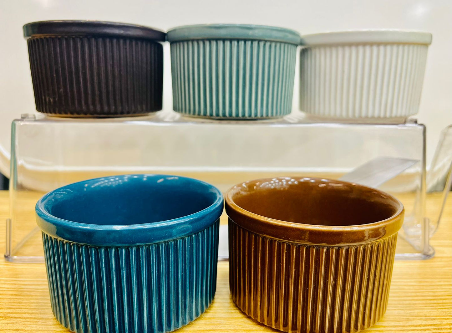 12 Pack Ceramic Ramekin Bowls, 6 OZ Porcelain Souffle Dishes with Multi Colored Interior For Baking, Cooking, Serving Jams, Ice Cream and Desserts