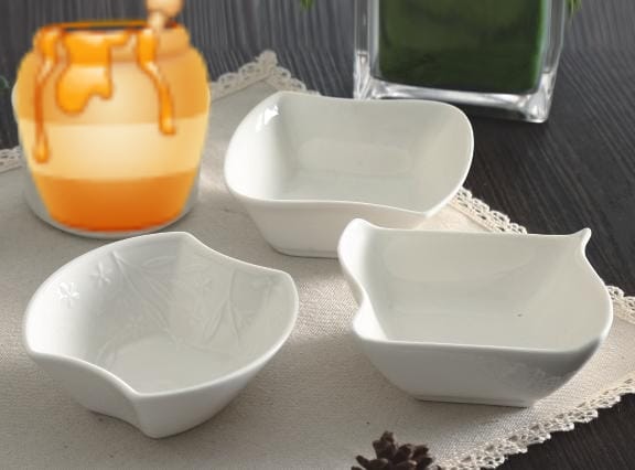 6 Pack 3.5 Inch Porcelain Dipping Sauce Dish,4 Ounces Small Serving Bowls